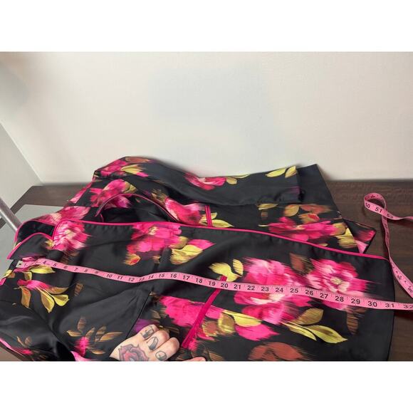 Torrid Floral Satin Blazer with Floral Print, Multi-color Size 3 NWOT - Picture 9 of 11